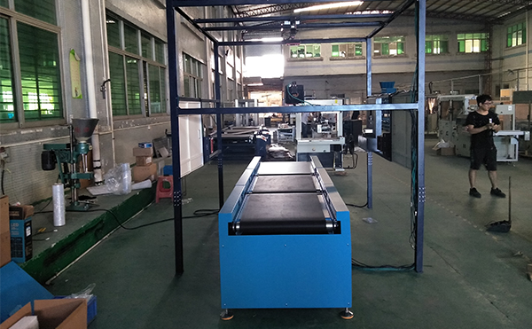 快递包裹分拣机,包裹分拣机,物流快递分拣设备,佼佼者自动化